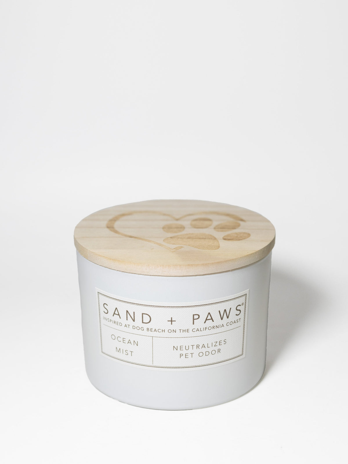 Sand + Paws Ocean Mist 12 oz scented candle